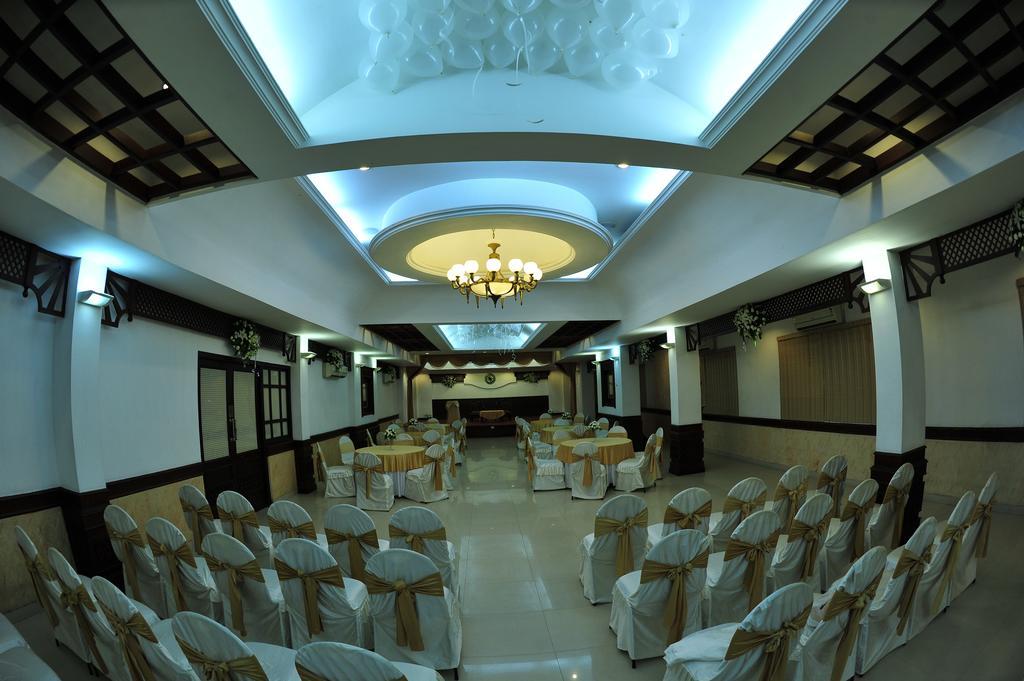 Hotel Arcadia Kottayam Extérieur photo